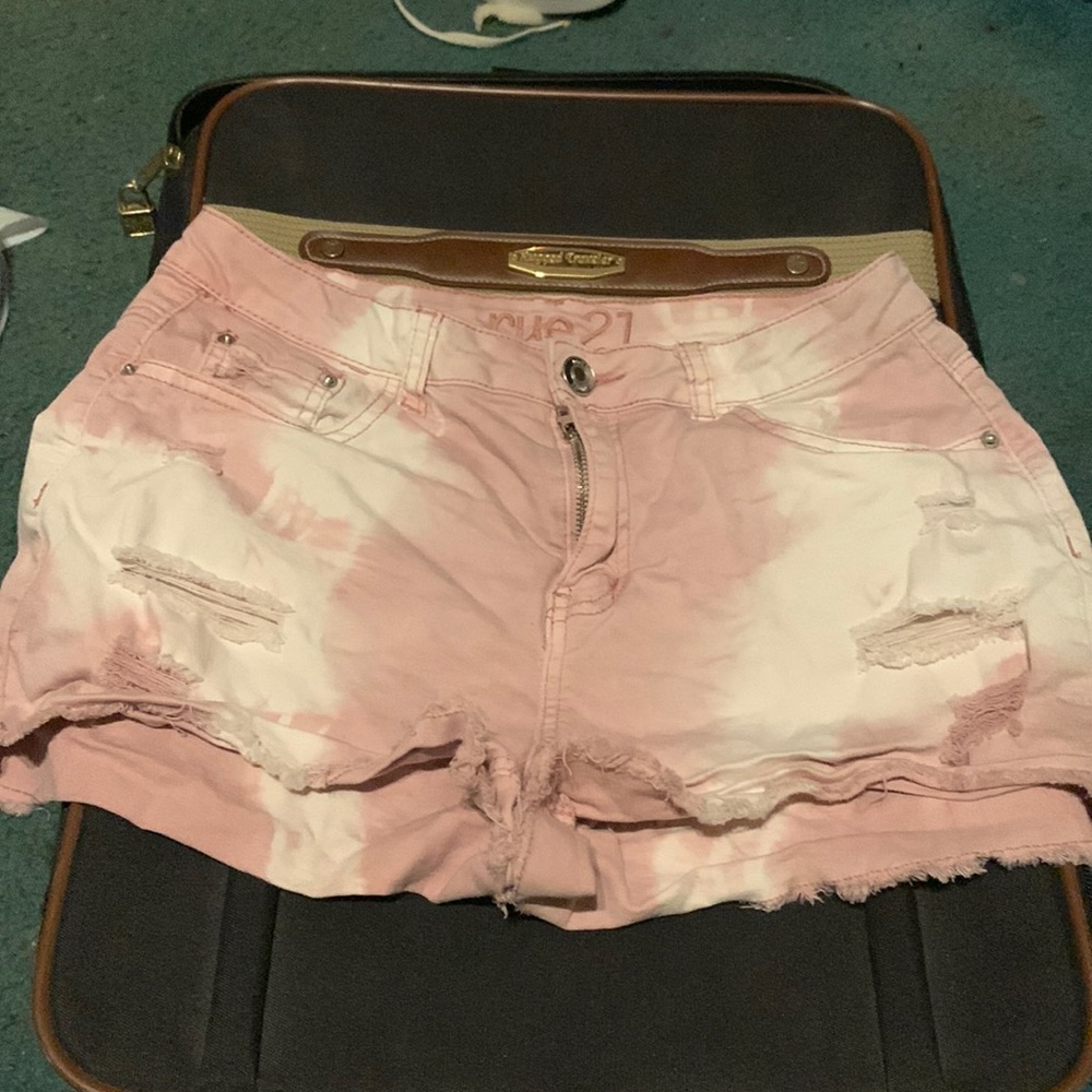 Rue 21- Pink Bleach Washed Shorts